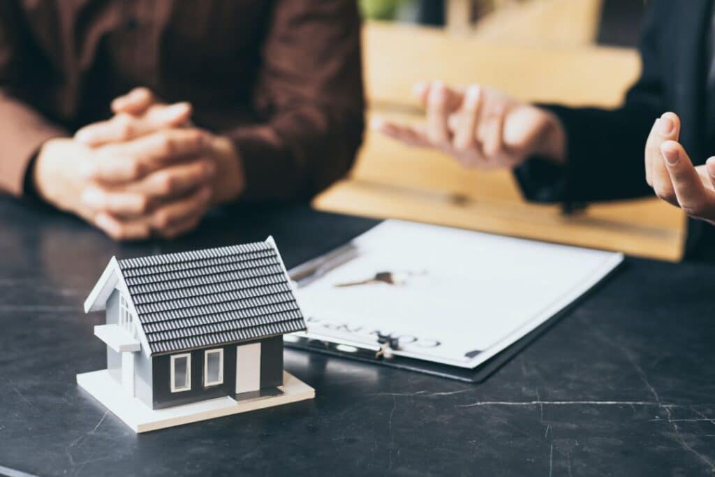 Choosing the Right Commercial Property Insurance